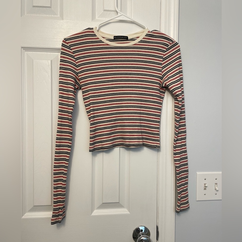 Brandy Melville tight fit long sleeve shirt